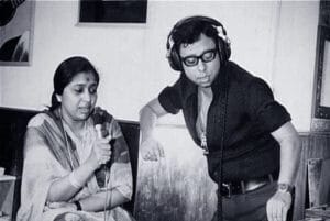 Asha Bhosle Death News 2026 Studio Recording Photo